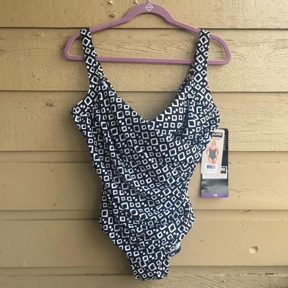 Miraclesuit One Piece Swimsuit Black/White Size 14